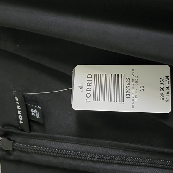 LAST CHANCE 🎉🎉 Torrid NWT  Black Studio Wrap Hi Lo Maxi Dress Sz 22 - Picture 16 of 16